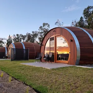 https://barrel-view-luxury-cabins-tempranillo-barrel.queenslandhotels.net